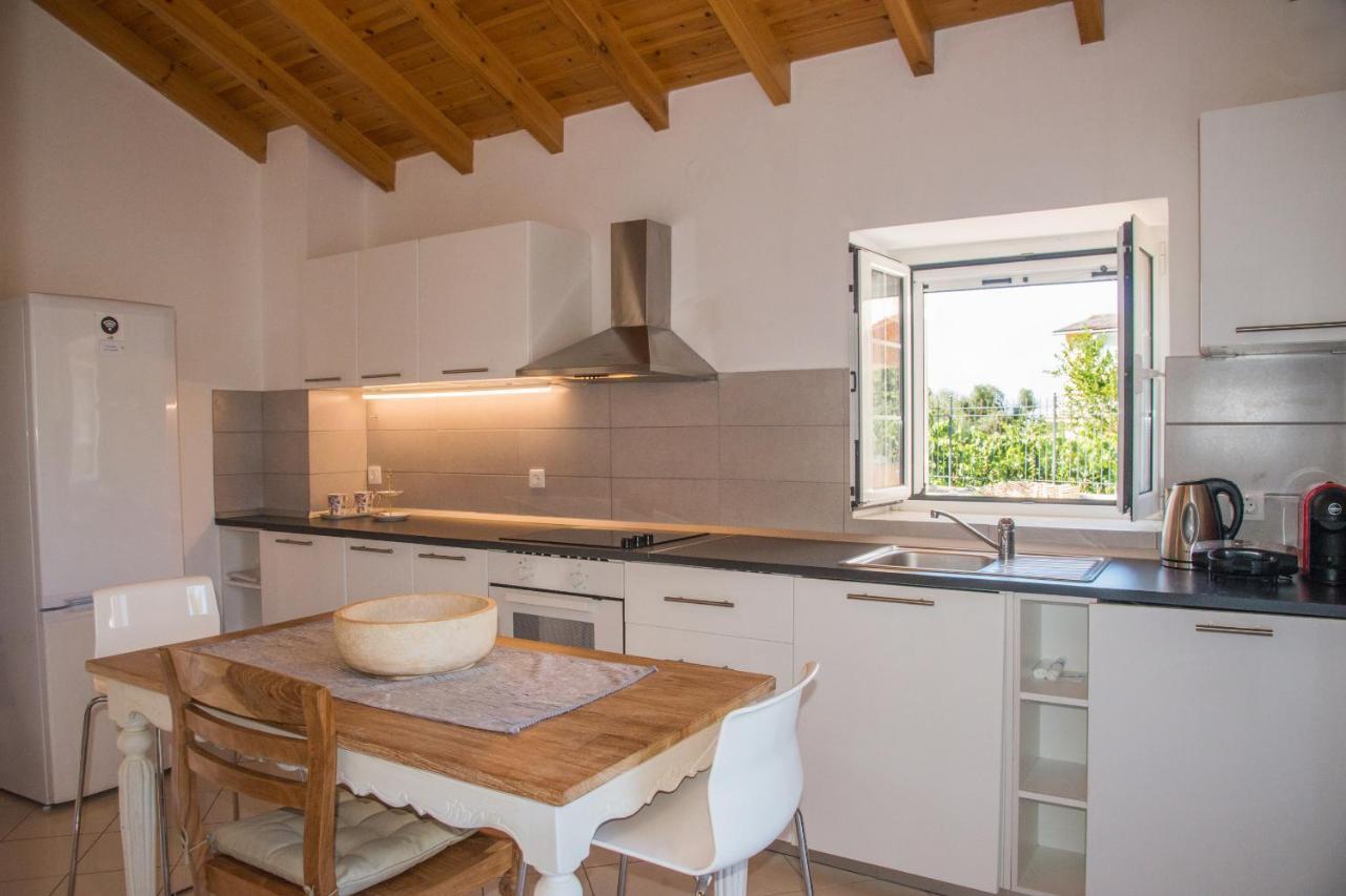 Villa Siora Andromache Perama  Esterno foto